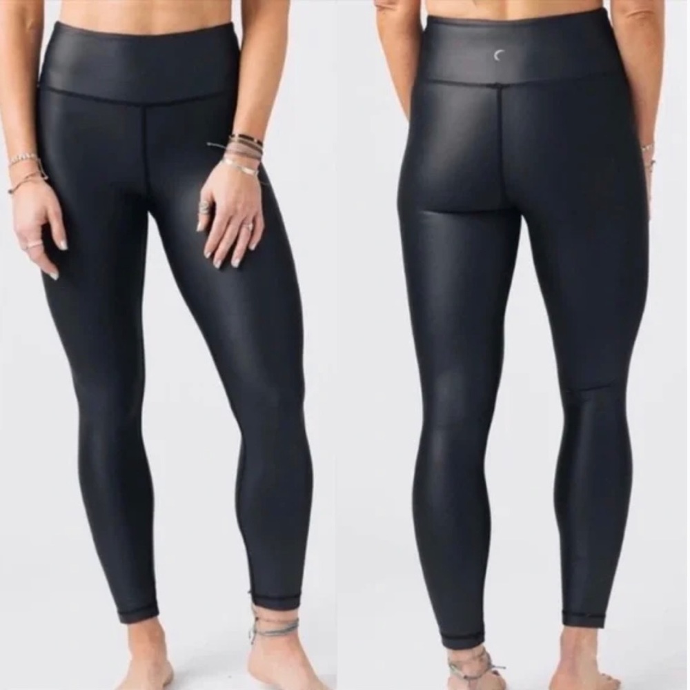 ZYIA Active Black Metallic Light N Tight Hi Rise 7/8 Leggings
